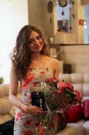Диана, метро Боровицкая Диана, метро Боровицкая