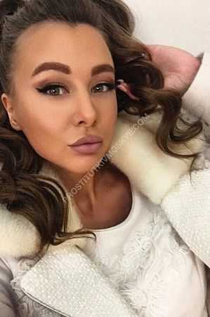 Екатерина, метро Александровский сад Екатерина, метро Александровский сад